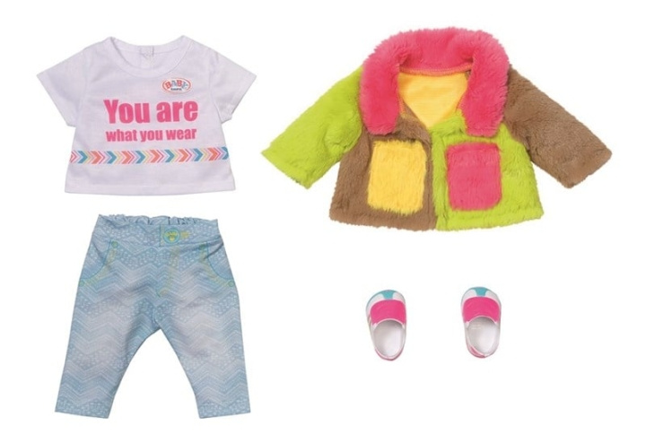 BABY Born Deluxe Colour Coat 43 cm (830154) i gruppen LEKER, BARN OG BABY / Leker / Dukker & tilbehør hos TP E-commerce Nordic AB (D21901)