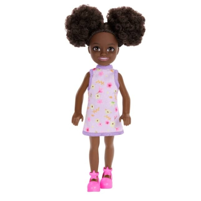Barbie Chelsea Doll, liten dukke - lilla blomstret kjole med plassboller og brune øyne (HXM96) i gruppen LEKER, BARN OG BABY / Leker / Dukker & tilbehør hos TP E-commerce Nordic AB (D21950)