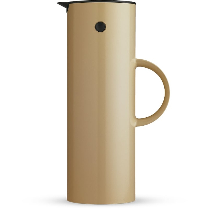 Stelton EM77 Vakuumkanne 1 L (varm sand) i gruppen SPORT, FRITID & HOBBY / Friluftsliv / Termoser og flasker hos TP E-commerce Nordic AB (D22521)