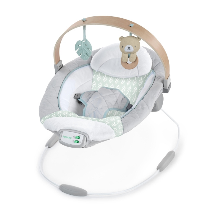 Ingenuity Cozy Spot hoppestativ med leketøysstang i tre - (IN-13104) i gruppen LEKER, BARN OG BABY / Barnerom / Barnesenger hos TP E-commerce Nordic AB (D24313)