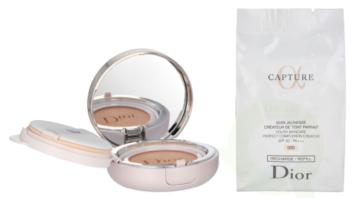 Dior Capture Dreamskin Moist & Perfect Cushion SPF50 30 g #000 (2x15g) i gruppen HELSE OG SKJØNNHET / Makeup / Makeup ansikt / Foundation hos TP E-commerce Nordic AB (D26122)