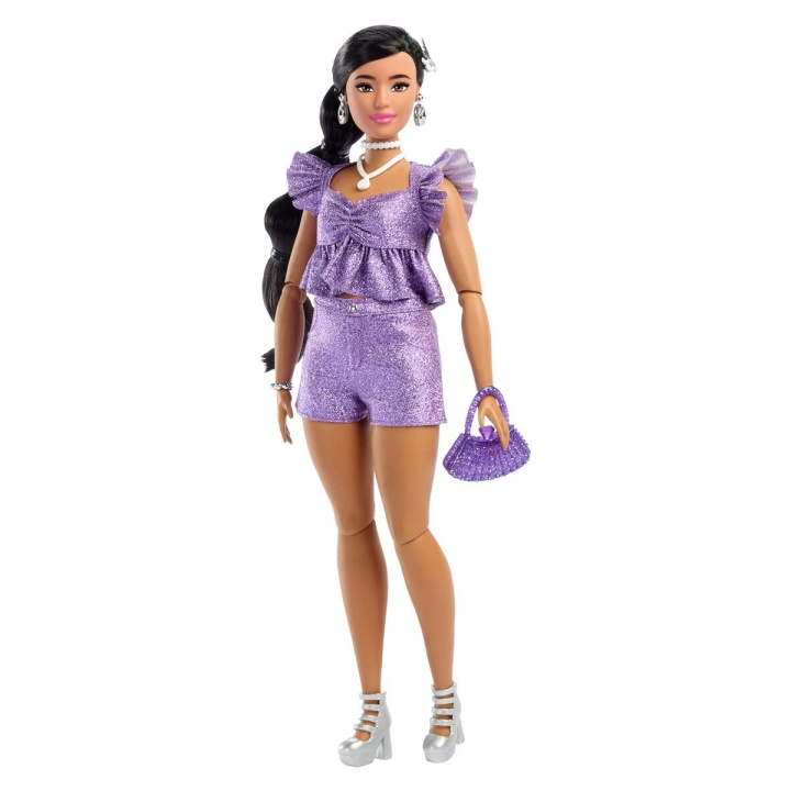 Barbie Indisk dukke med lilla shorts i deluxe-stil (JFP43) i gruppen LEKER, BARN OG BABY / Leker / Dukker & tilbehør hos TP E-commerce Nordic AB (D27851)