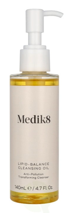 Medik8 Lipid-Balance Cleansing Oil 140 ml i gruppen HELSE OG SKJØNNHET / Hudpleie / Ansikt / Rengjøring hos TP E-commerce Nordic AB (D28239)