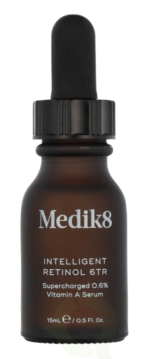 Medik8 Intelligent Retinol 6TR Serum 15 ml i gruppen HELSE OG SKJØNNHET / Hudpleie / Ansikt / Hudserum hos TP E-commerce Nordic AB (D28241)
