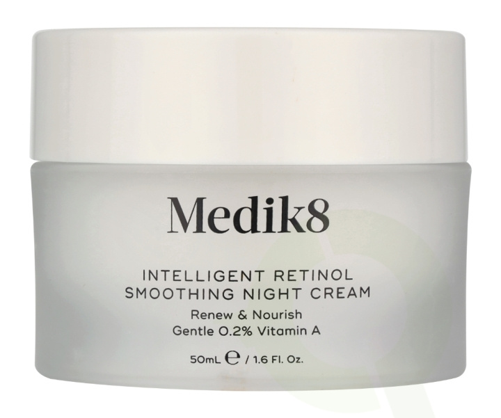 Medik8 Intelligent Retinol Smoothing Night Cream 50 ml i gruppen HELSE OG SKJØNNHET / Hudpleie / Ansikt / Nattkrem hos TP E-commerce Nordic AB (D28319)