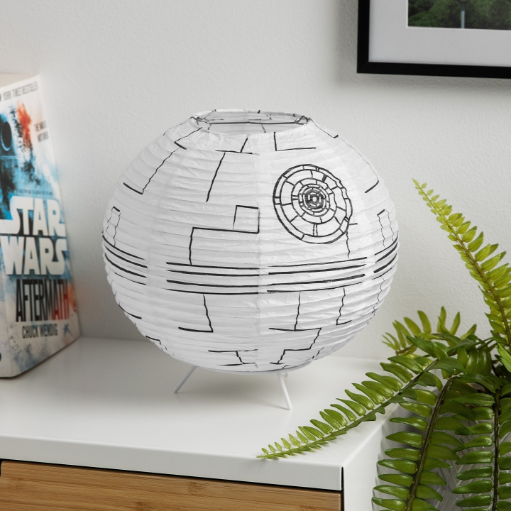 Paladone Death Star Lantern skrivebordslampe i gruppen LEKER, BARN OG BABY / Barnerom / Belysning / Bordlamper hos TP E-commerce Nordic AB (D28868)