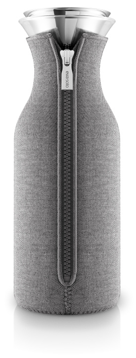 Eva Solo Kjøleskapskaraffel - vevd mørkegrå (567973) i gruppen HJEM, HUS OG HAGE / Kjøkkenutstyr / Vin- og drinktilbehør hos TP E-commerce Nordic AB (D28883)