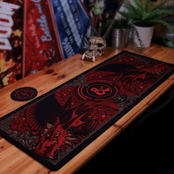Fanatik Dungeons & Dragons Skrivebordsunderlag og underleggssett i gruppen Datautstyr / Datamaskin Tilbehør / Annet hos TP E-commerce Nordic AB (D28983)