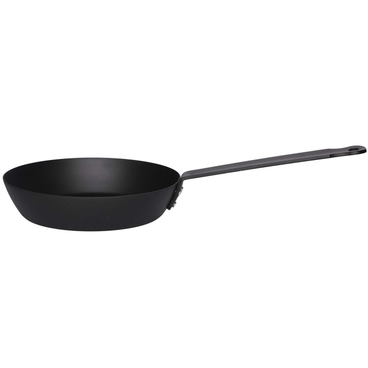 Maku Chef\'s Kolstålspanna 24 cm i gruppen HJEM, HUS OG HAGE / Kjøkkenutstyr / Stekepanner hos TP E-commerce Nordic AB (D29089)