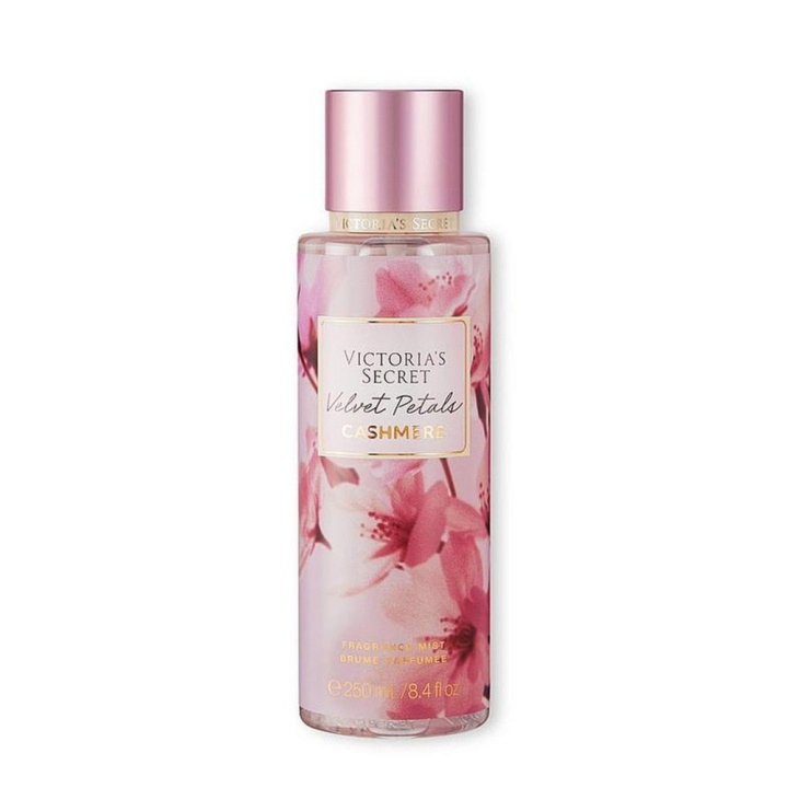 Victoria\'s Secret Petals Cashmere Bodymist 250 ml i gruppen HELSE OG SKJØNNHET / Hudpleie / Kroppspleie / Bodymist hos TP E-commerce Nordic AB (D29299)