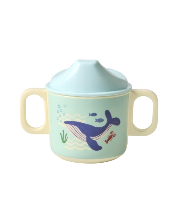 RICE Melaminbeger med 2 håndtak og lokk - Blue Ocean Print - 250 ml i gruppen LEKER, BARN OG BABY / Spise & drikke / Barneserviser hos TP E-commerce Nordic AB (D29803)