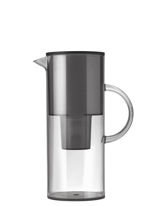 Stelton EM77 Vannfilterkanne - 2 L (Smoke) i gruppen HJEM, HUS OG HAGE / Kjøkkenutstyr / Annet kjøkkenutstyr hos TP E-commerce Nordic AB (D30414)