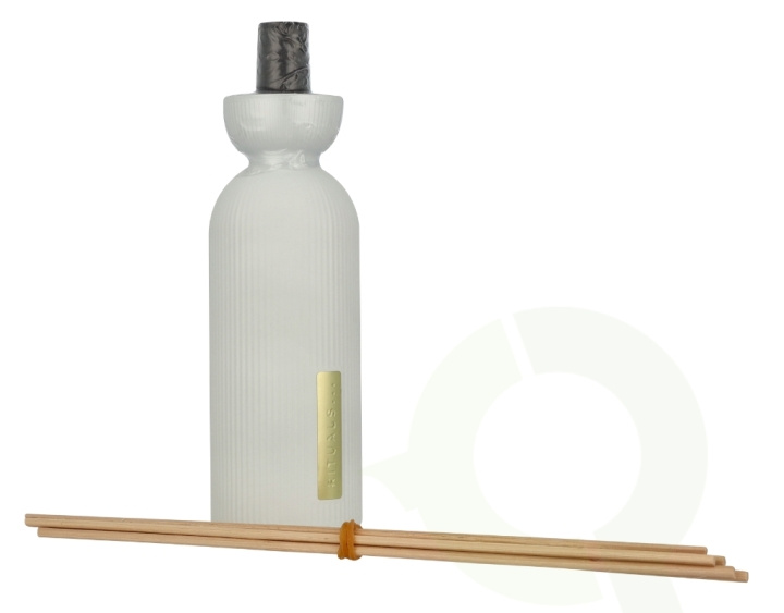 Rituals Sakura Mini Fragrance Sticks 70 ml i gruppen HELSE OG SKJØNNHET / Duft og parfyme / Andre dufter / Duftlys hos TP E-commerce Nordic AB (D33043)