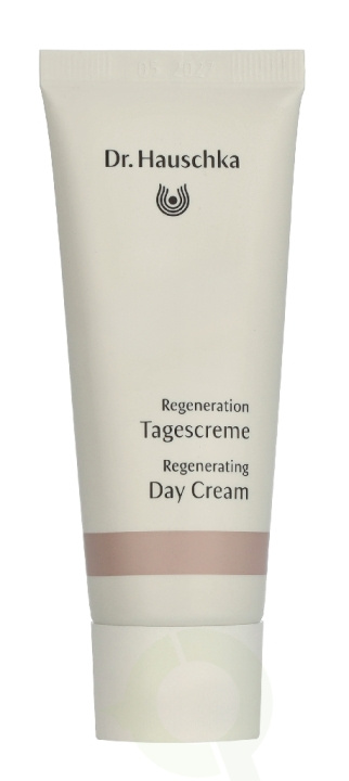 Dr. Hauschka Regeneration Day Cream 40 ml i gruppen HELSE OG SKJØNNHET / Hudpleie / Ansikt / Dagkrem hos TP E-commerce Nordic AB (D33159)