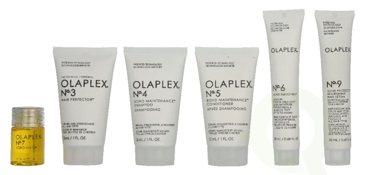 Olaplex The Mini Essentials Holiday Set 137.5 ml No.3 Hair Perfection 30ml/No.4 Shampoo 30ml/No.5 Conditioner 30ml/No.9 Bond Protector 20ml/ Bond Smoother 20ml/ Bonding Oil 7.5ml i gruppen HELSE OG SKJØNNHET / Gavesett / Gavesett for henne hos TP E-commerce Nordic AB (D33499)