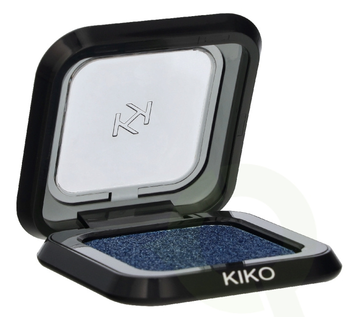 Kiko Milano Glitter Shower Eyeshadow 2 g #12 Blue Sea i gruppen HELSE OG SKJØNNHET / Makeup / Øyne og øyebryn / Øyeskygger hos TP E-commerce Nordic AB (D33618)