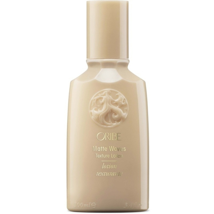Oribe Matte Waves Texture Lotion 100ml i gruppen HELSE OG SKJØNNHET / Hudpleie / Kroppspleie / Body lotion hos TP E-commerce Nordic AB (D34254)