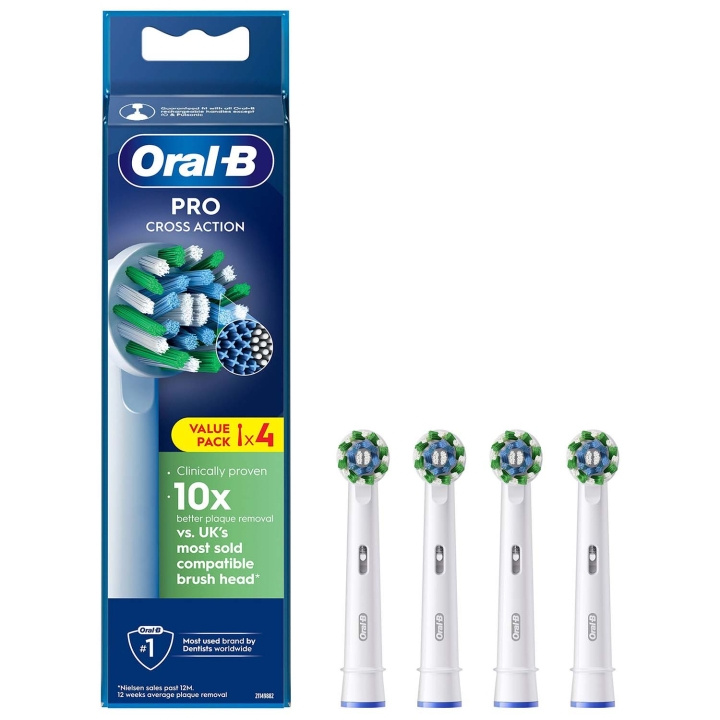 Oral B Borsthuvud Cross Action 4st i gruppen HELSE OG SKJØNNHET / Munnpleie / Elektriske tannbørster tilbehør hos TP E-commerce Nordic AB (D34343)