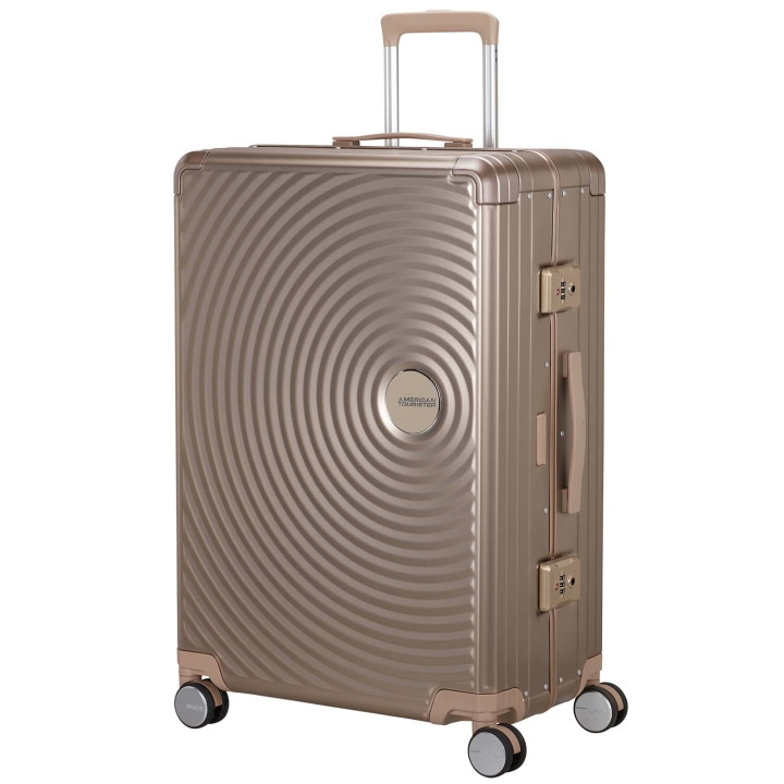 American Tourister Resväska Soundbox Aluminium 77 Large Bronze i gruppen SPORT, FRITID & HOBBY / Reise / Kofferter hos TP E-commerce Nordic AB (D34373)