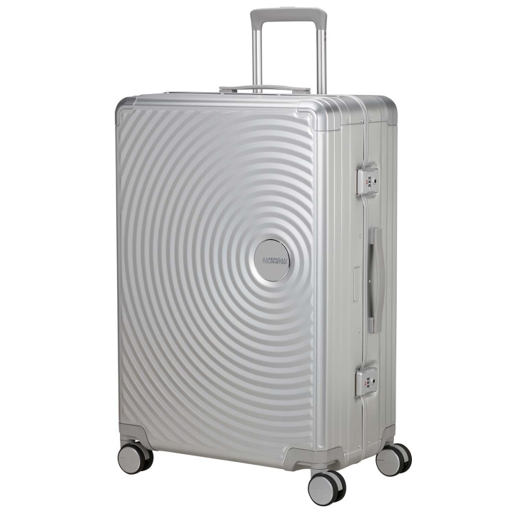 American Tourister Resväska Soundbox Aluminium 77 Large Silver i gruppen SPORT, FRITID & HOBBY / Reise / Kofferter hos TP E-commerce Nordic AB (D34457)