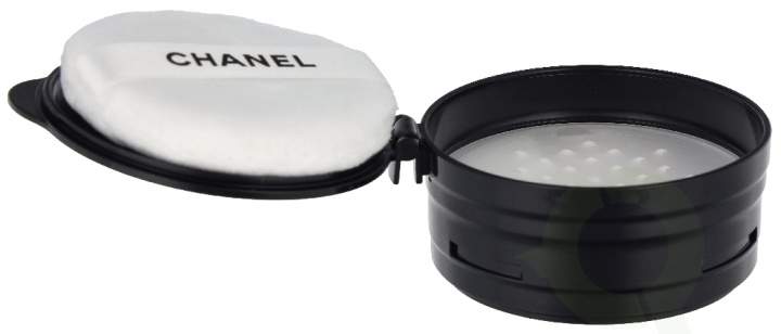 Chanel Poudre Universelle Libre Loose Powder - Refill 6 g #10 Light i gruppen HELSE OG SKJØNNHET / Makeup / Makeup ansikt / Pudder hos TP E-commerce Nordic AB (D35151)