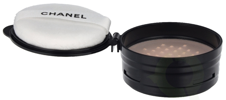 Chanel Poudre Universelle Libre Loose Powder - Refill 6 g #30 Medium i gruppen HELSE OG SKJØNNHET / Makeup / Makeup ansikt / Pudder hos TP E-commerce Nordic AB (D35194)