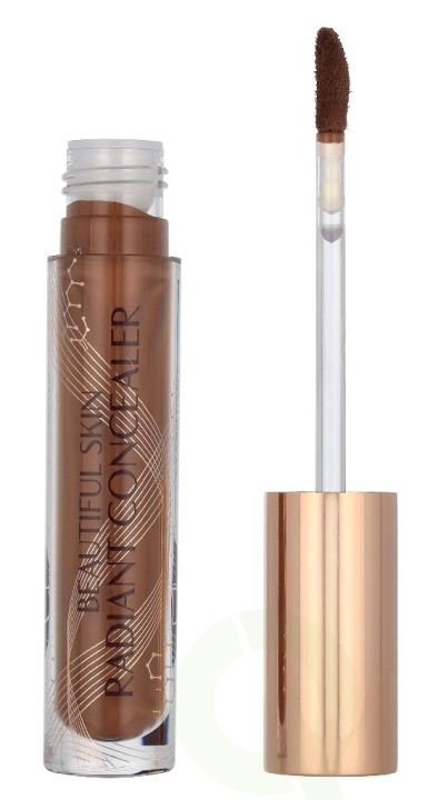 Charlotte Tilbury Beautiful Skin Radiant Concealer 7.2 g #16.5 Deep Foncé i gruppen HELSE OG SKJØNNHET / Makeup / Makeup ansikt / Concealer hos TP E-commerce Nordic AB (D35440)