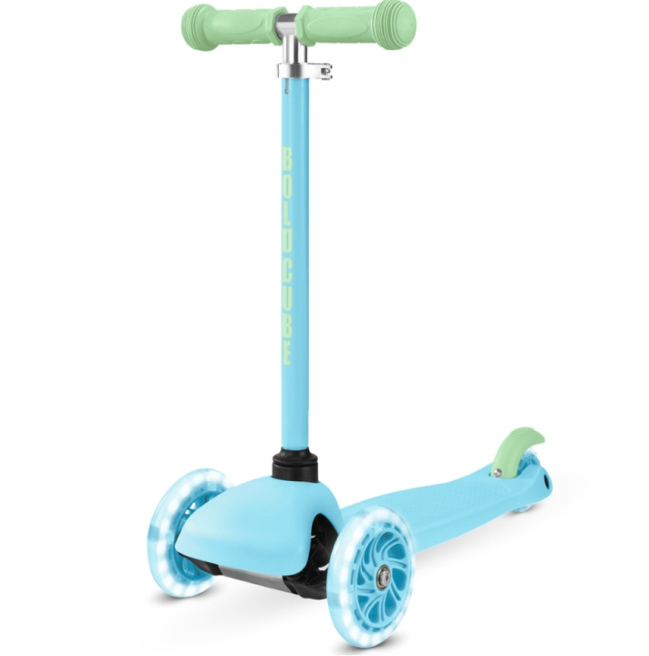 Bold Cube Barnescooter – Tenny 3-hjuls scooter, blå (SKY004) i gruppen LEKER, BARN OG BABY / Uteleker / Sykler & sparkesykler hos TP E-commerce Nordic AB (D37277)