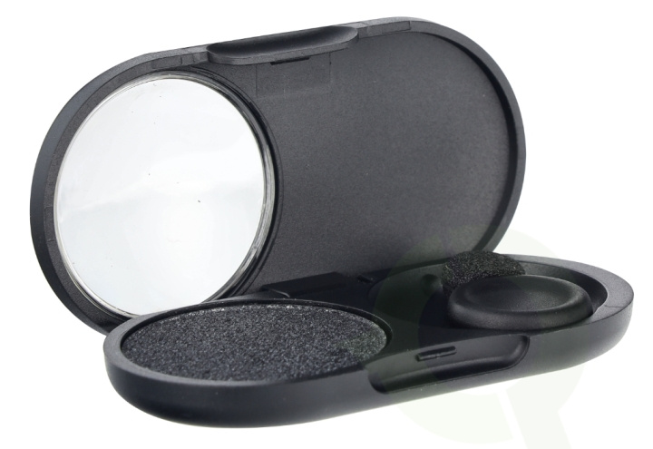 Pupa Milano Pupa Vamp! Metallic Eyeshadow 1.5 g #301 Frozen Black i gruppen HELSE OG SKJØNNHET / Makeup / Øyne og øyebryn / Øyeskygger hos TP E-commerce Nordic AB (D37720)