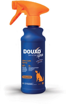 Douxo SPA-utglattingsspray – 295 ml i gruppen HJEM, HUS OG HAGE / Dyretilbehør / Hund hos TP E-commerce Nordic AB (D43340)