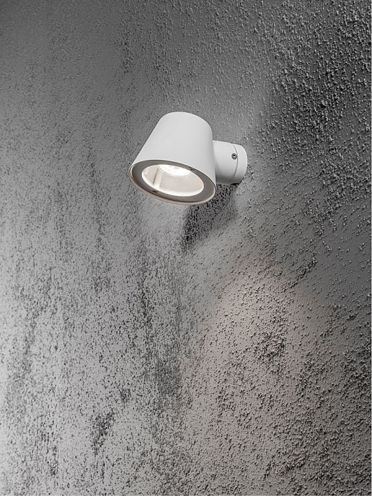 Konstsmide Vägglampa 7523-250 Trieste Konstsmide i gruppen Elektronikk / Lys / Vegglamper hos TP E-commerce Nordic AB (D45873)