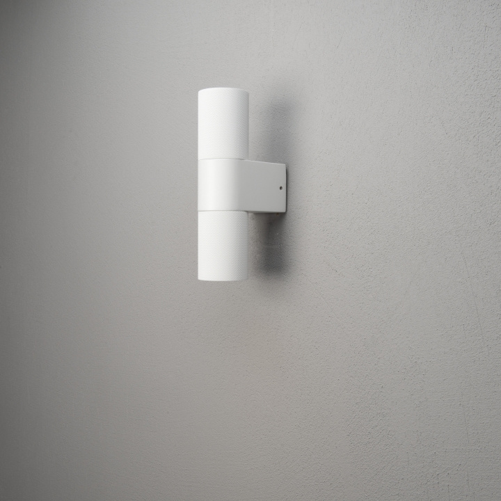 Konstsmide Vägglampa Temi upp/ner GU10 vit Konstsmide i gruppen Elektronikk / Lys / Vegglamper hos TP E-commerce Nordic AB (D46019)