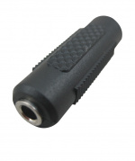 Adapter 3,5mm hona - 3,5mm hona (Svart)