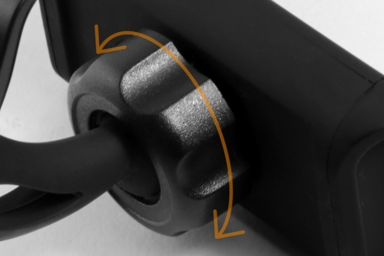 Technaxx magnetisk bilholder for smarttelefoner og nettbrett + billader (TE09)