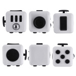 Fidget Cube, Hvit/Svart Fidget Cube, Hvit/Svart