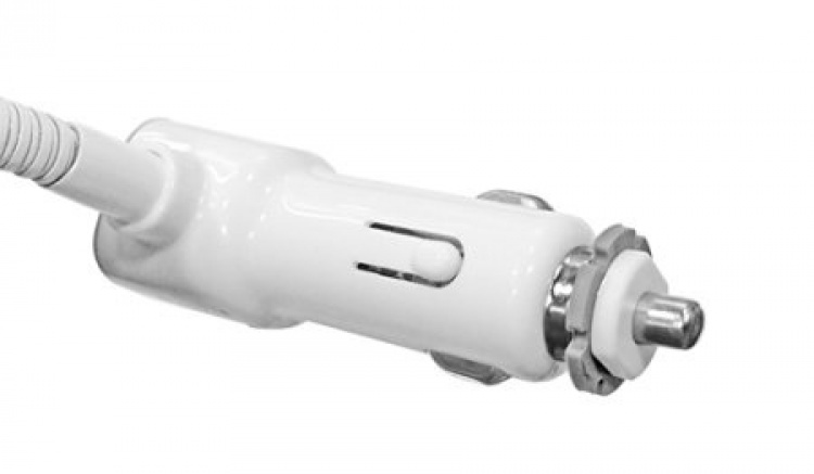 FM-sender med Bluetooth-handsfree og billader (gull) FM-sender med Bluetooth-handsfree og billader (gull)