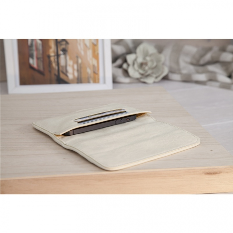 Golla AIR Mobilveske Cream Kremfarget universal G1622