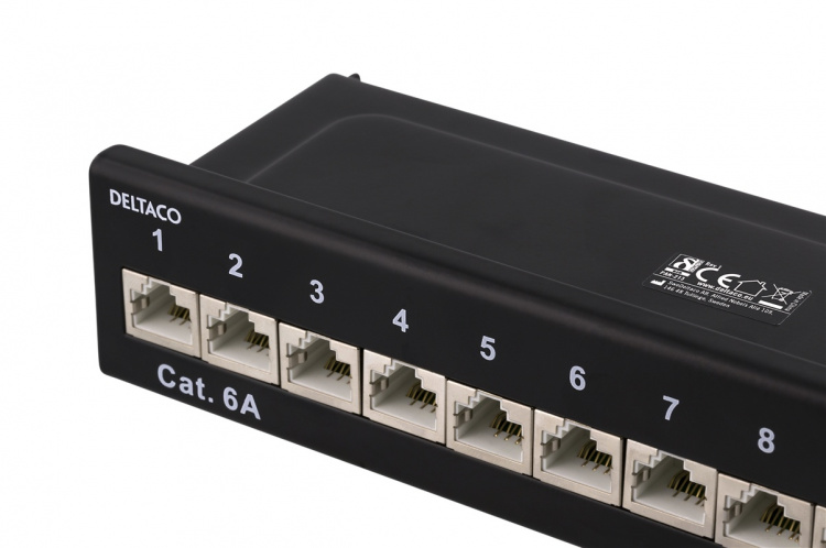 DELTACO Kretspanel, 12xRJ45, Cat6a, veggmonterbart, 10Gbps, svart