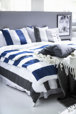 Kosta Linnewäfveri Fjällbacka Satin 2-pakning, Navy Kosta Linnewäfveri Fjällbacka Satin 2-pakning, Navy