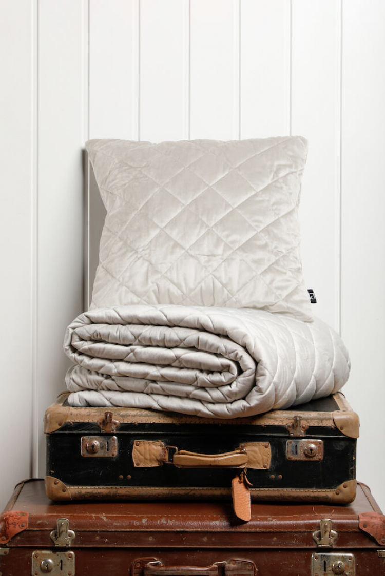 Kosta Linnewäfveri Sengeteppe 180x260, Sand Kosta Linnewäfveri Sengeteppe 180x260, Sand