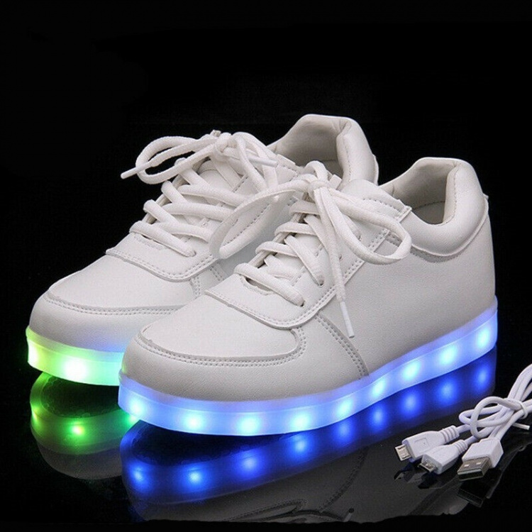 LED Sneakers med lisser, str 40, Hvit
