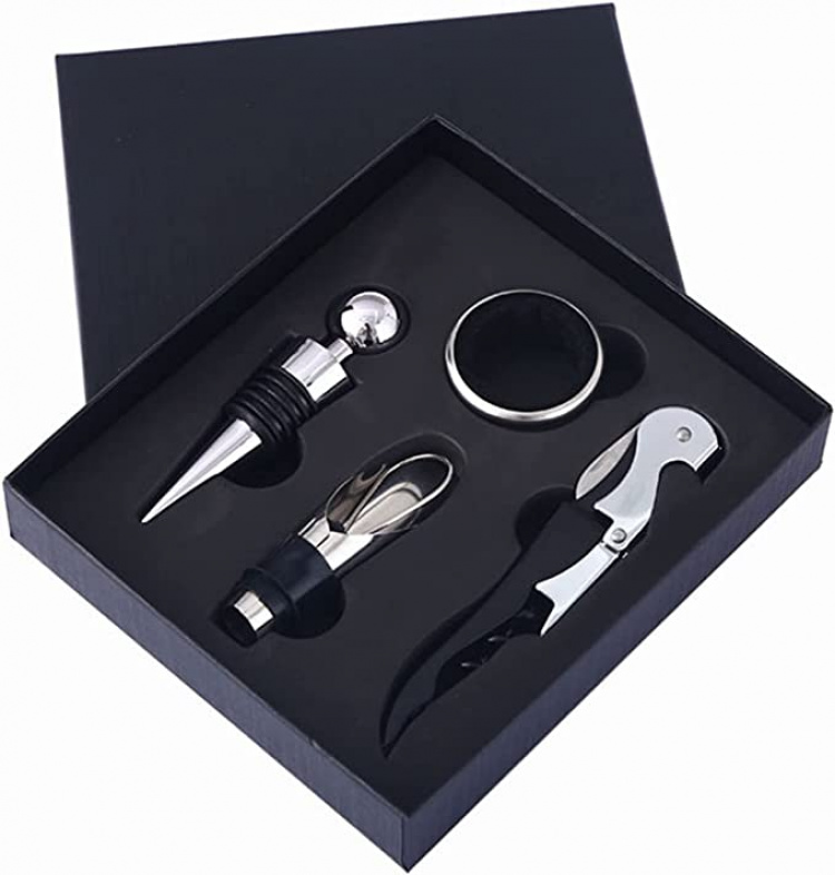 Korketrekkersett (vinheller, sjøhestkniv, vinring, vinpropp) Korketrekkersett (vinheller, sjøhestkniv, vinring, vinpropp)