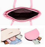 Håndvesker, Beige rosa med gulldetaljer Håndvesker, Beige rosa med gulldetaljer