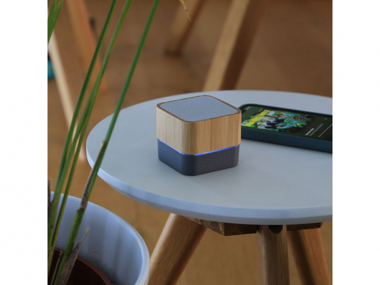 Bluetooth mini-trehøyttaler for kontoret, Grå