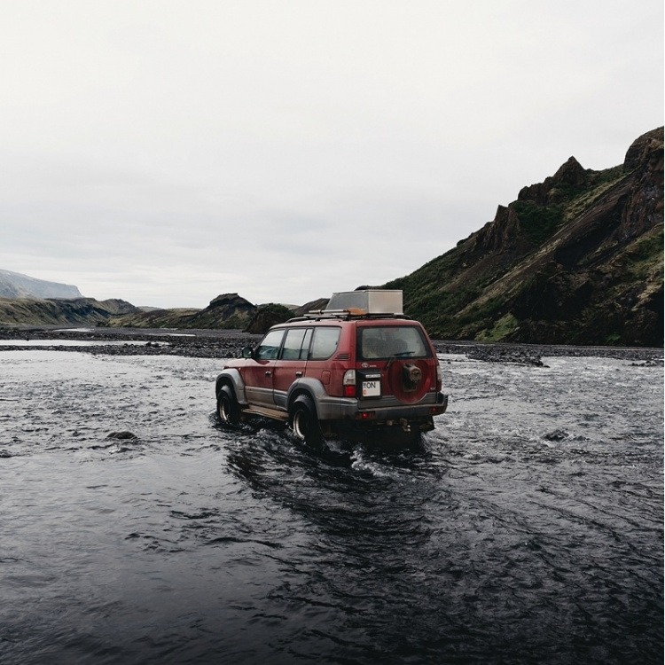 Green Cell Strømomformer for bil, 12V til 230V 2000W/4000W