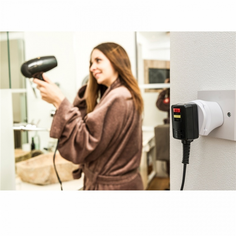 SKROSS Strømadapter Combo World t India