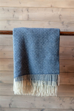 Kosta Linnewäfveri MÅRTEN Plaid, Navy