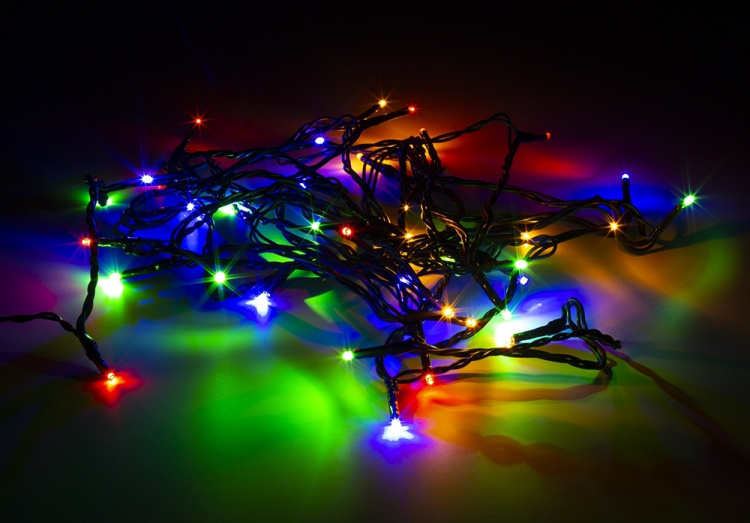 DELTACO SMART HOME WiFi-lyskjede, 5m, 40 led, adapter, IP44, RGB