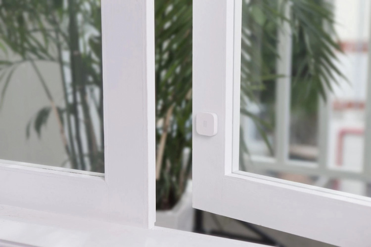 Aqara bevegelsessensor for tyverialarm