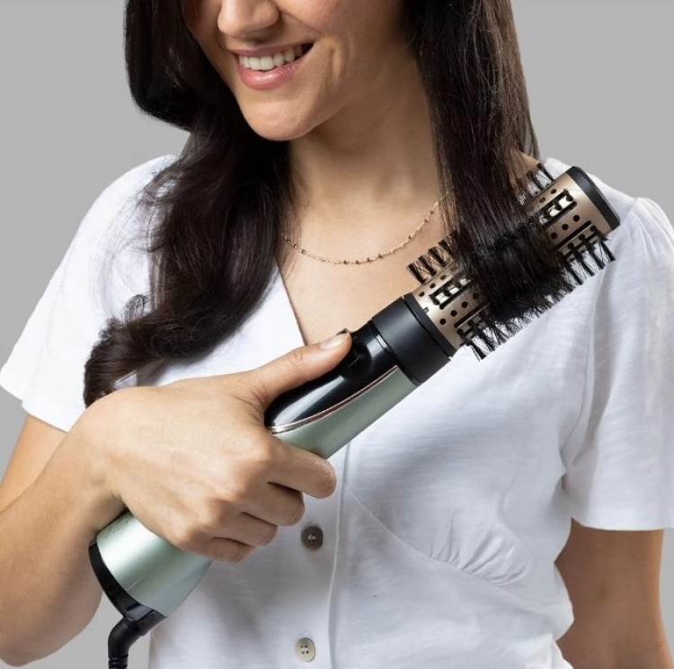 Remington Roterende varmluftsbørste for vakre krøller Remington Roterende varmluftsbørste for vakre krøller